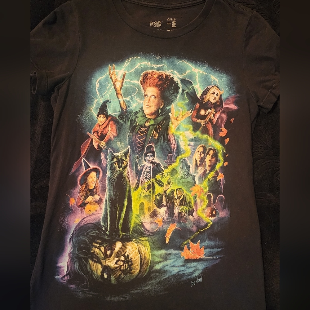 Hocus Pocus Fitted Tee
